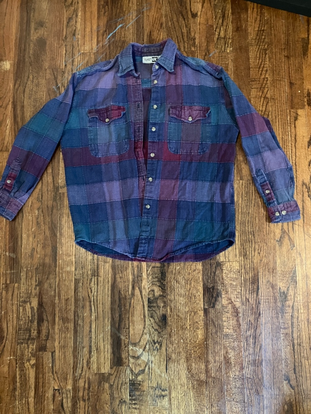 krazy kat Men's Plaid Button-Down Shirt in Blue & Purple